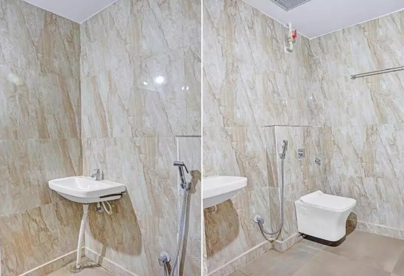 ホテル Capital O Vihari Grand Inn