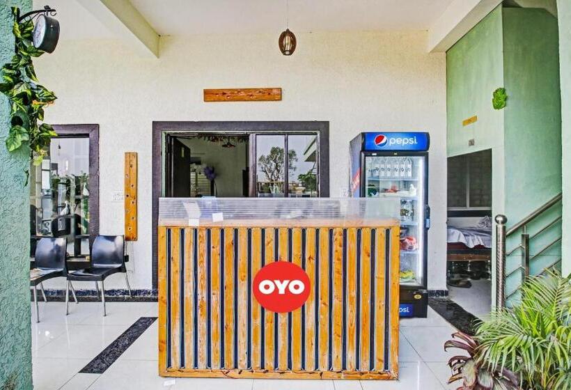 בית מלון כפרי Flagship The Green Scape Mansion