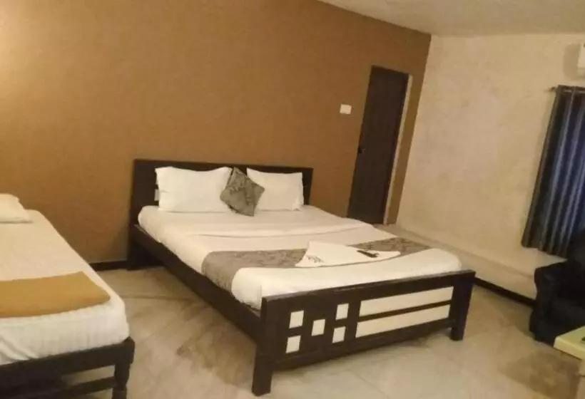 هتل Le Grace Annasalai