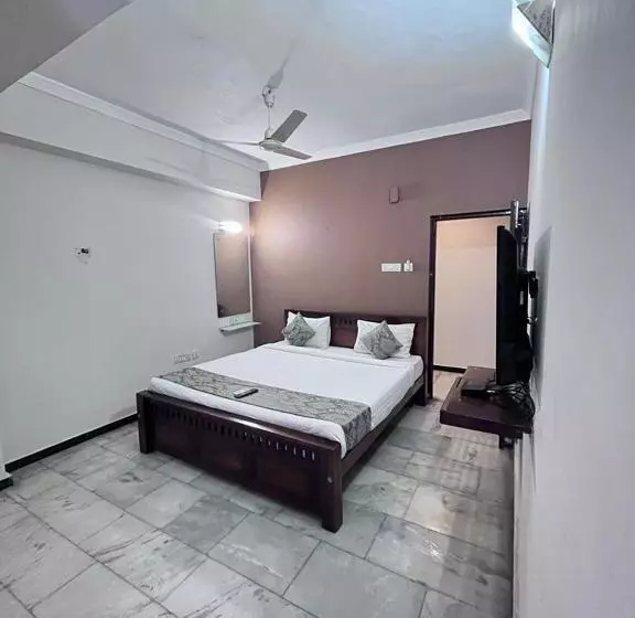 هتل Le Grace Annasalai