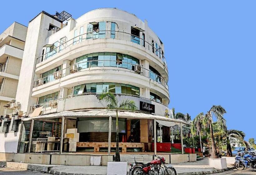 Hotel Oyo 70253 Salt House