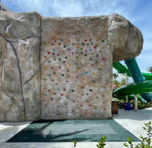 Hotel Salinas Premium Resort