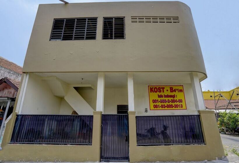 Hotel Spot On 91891 B41m Residence Syariah