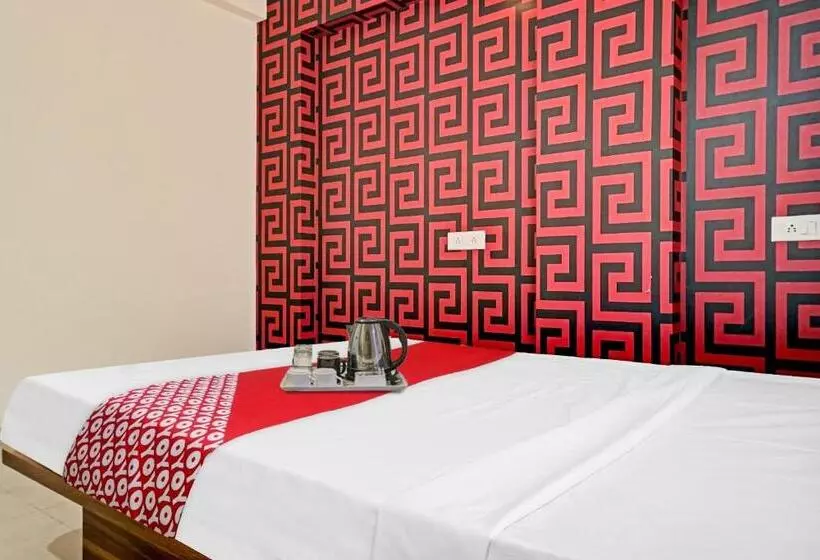 Hotelli Spot On Swarg Executive Paradise Near Fun Time Multiplex
