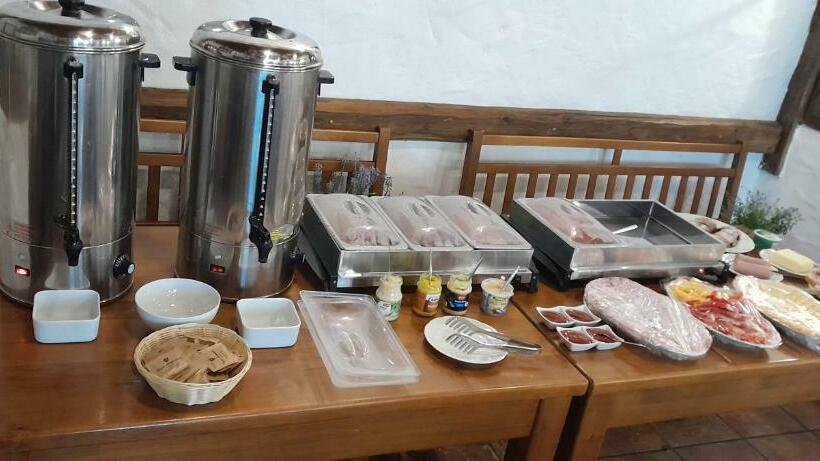 ペンション Penzion Na Zelnicách