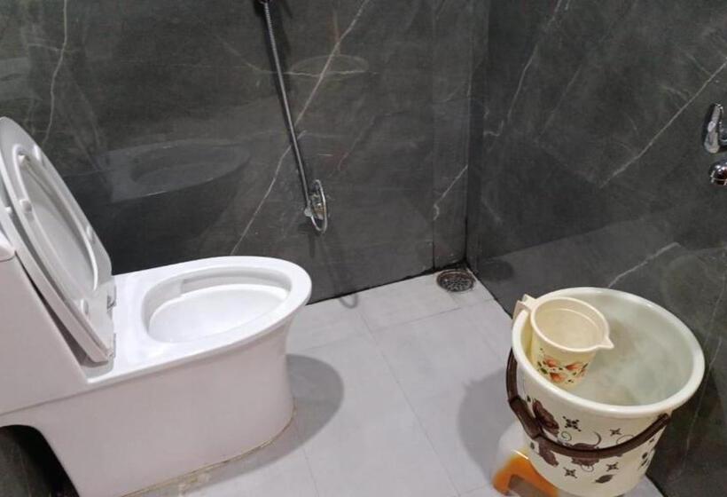 호텔 Cross Road By Wb Inn