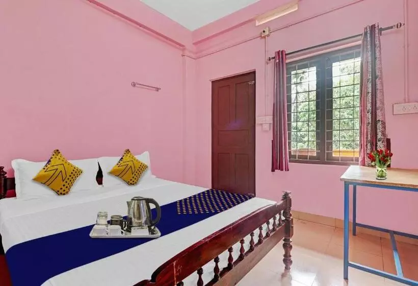 Hotelli Spot On Taaza Residency