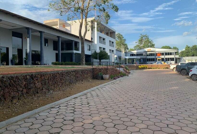 Отель Toddes Exclusive Resort