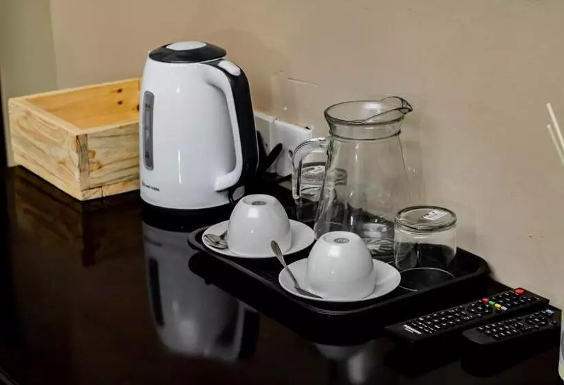 پانسیون Pahotela Bed And Breakfast