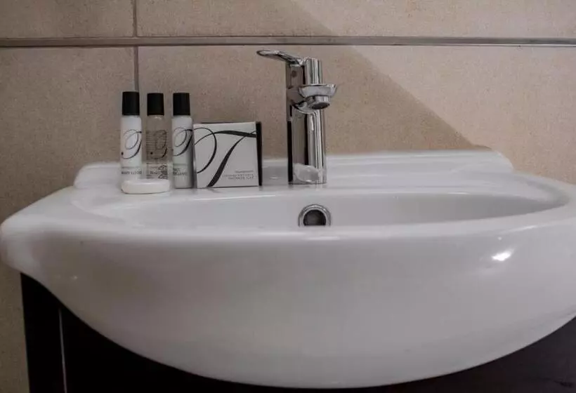 پانسیون Pahotela Bed And Breakfast