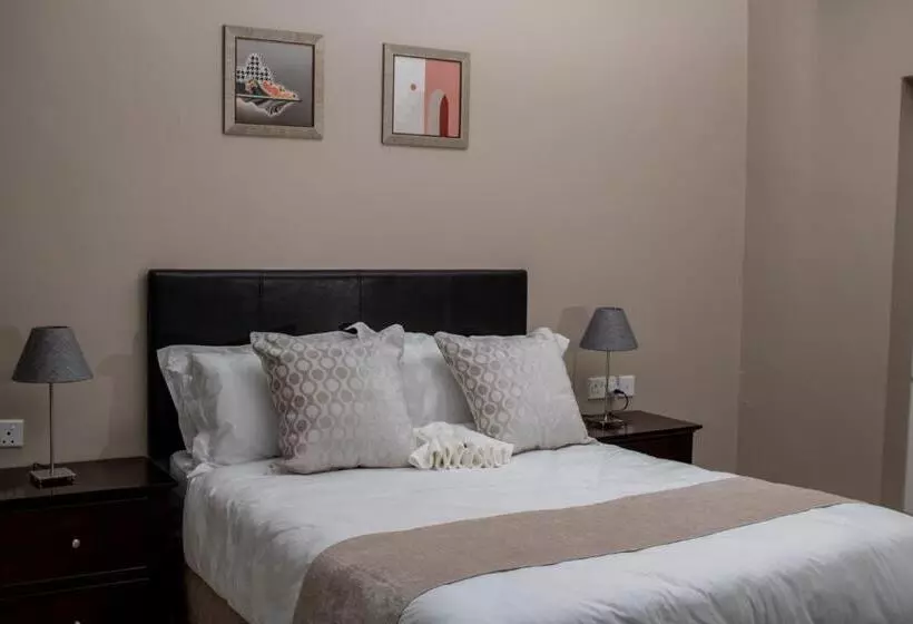 پانسیون Pahotela Bed And Breakfast