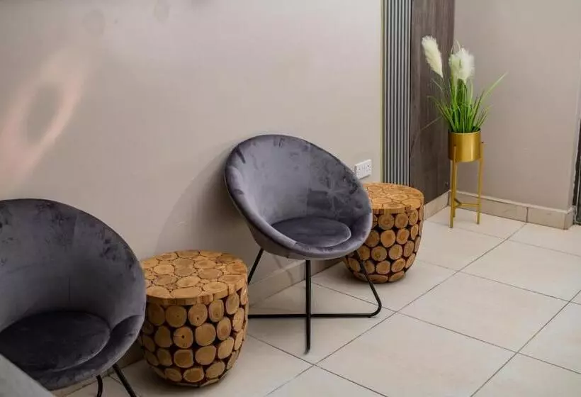 پانسیون Pahotela Bed And Breakfast