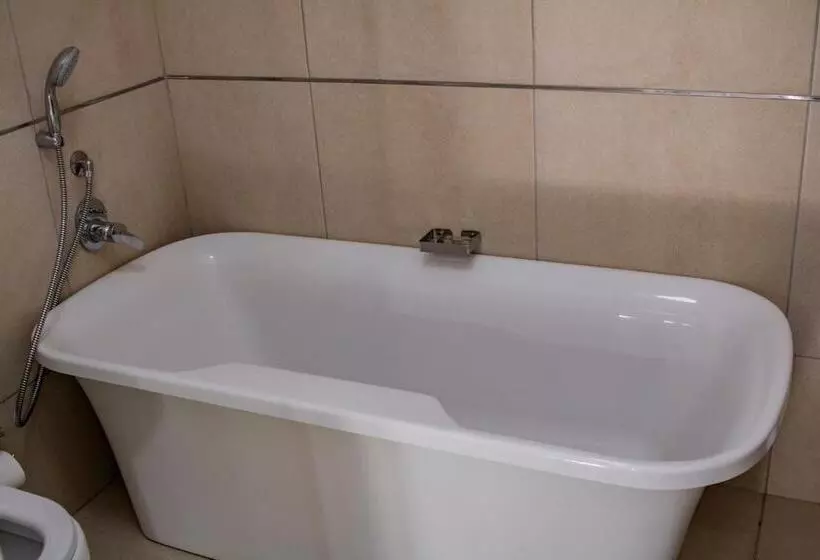 پانسیون Pahotela Bed And Breakfast