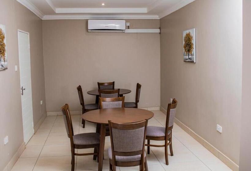 پانسیون Pahotela Bed And Breakfast