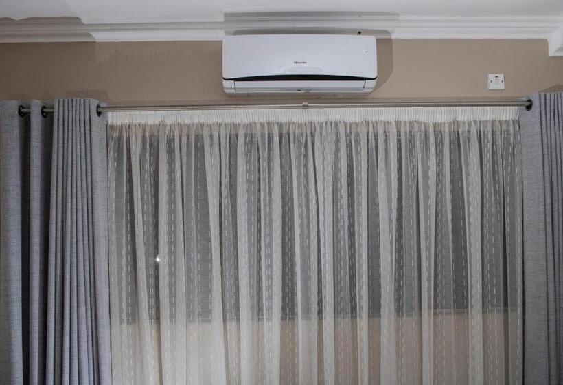 پانسیون Pahotela Bed And Breakfast