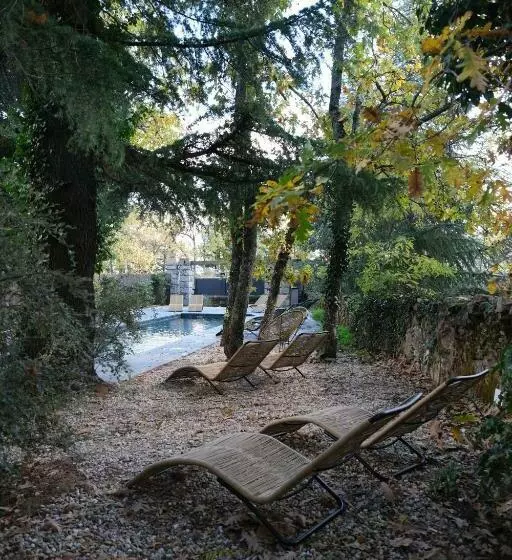 Hotelli Box Art Alpino