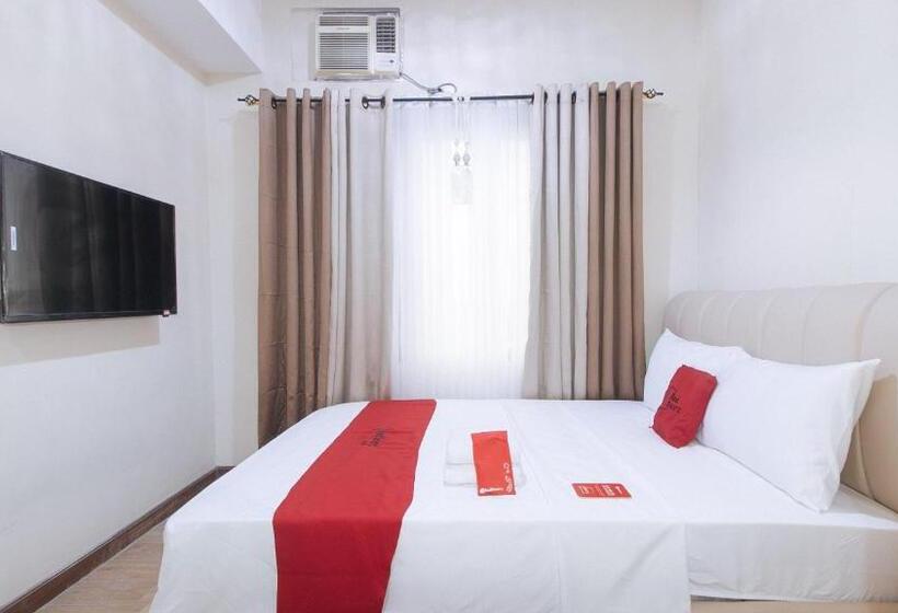 Hotel Reddoorz Plus @ Cuarto Verde Staycation