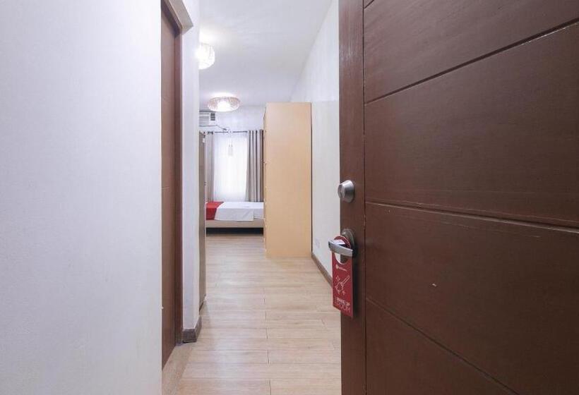 Hotel Reddoorz Plus @ Cuarto Verde Staycation