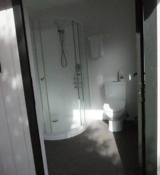 ペンション Cable Bay Farm