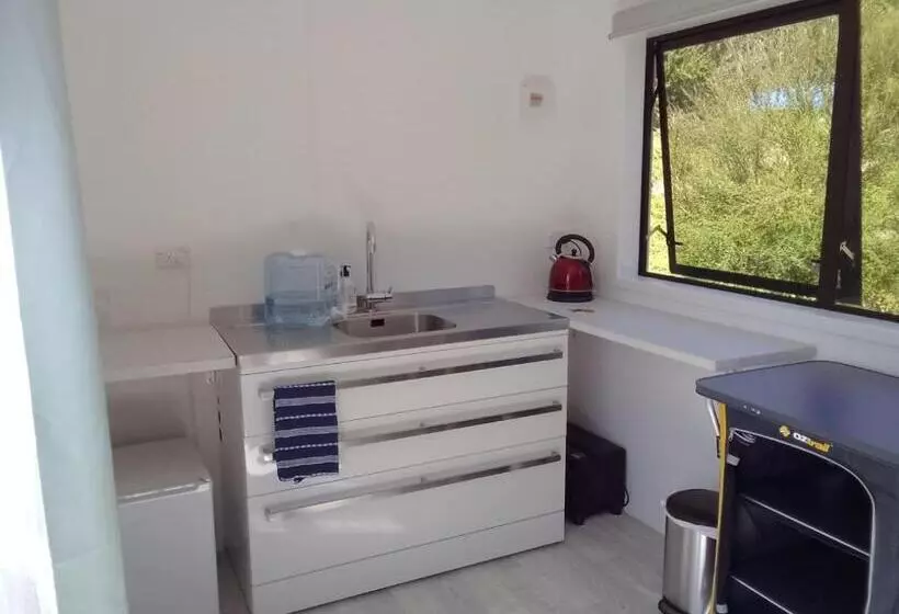 ペンション Cable Bay Farm