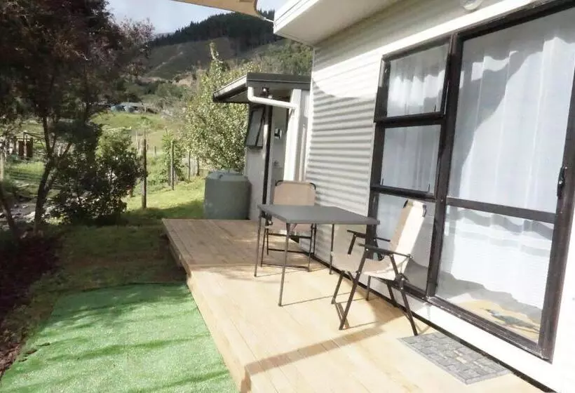 ペンション Cable Bay Farm