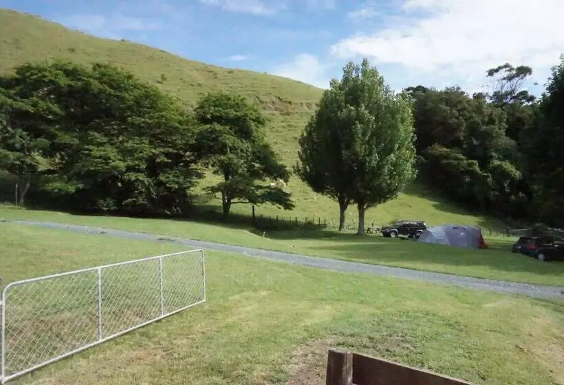 ペンション Cable Bay Farm