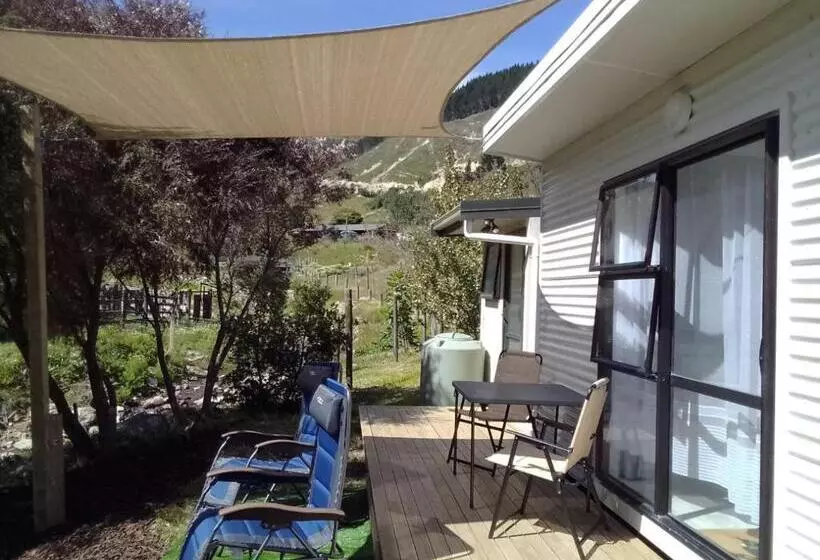 ペンション Cable Bay Farm