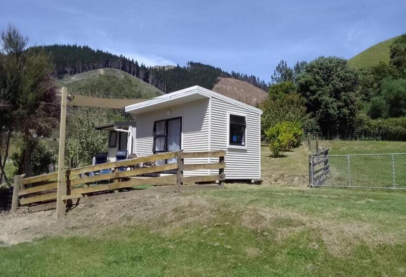 ペンション Cable Bay Farm