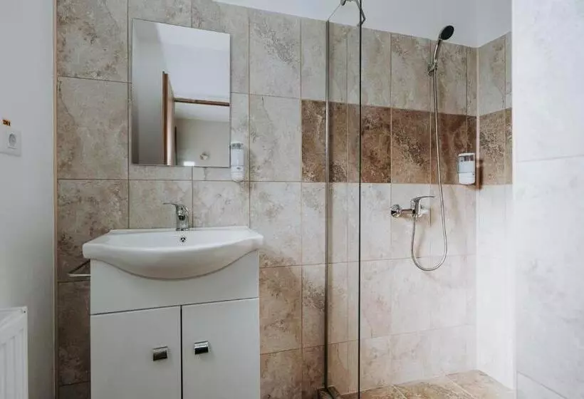 ペンション Casa Almi