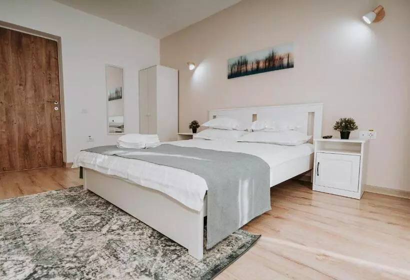 ペンション Casa Almi