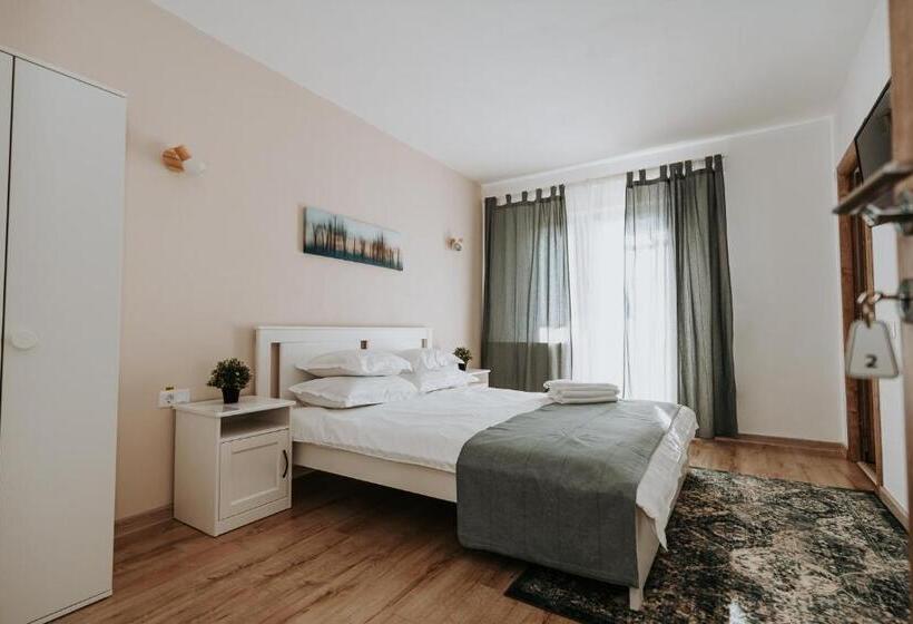 ペンション Casa Almi