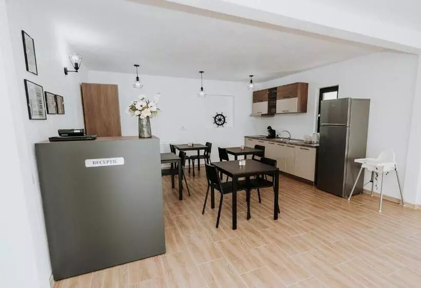 ペンション Casa Almi