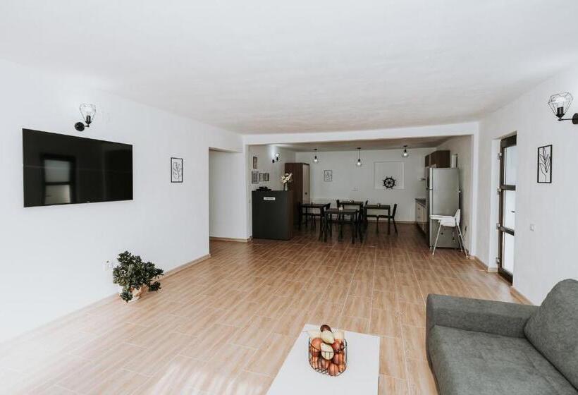 ペンション Casa Almi