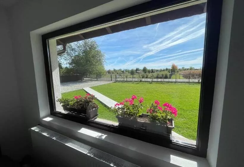 ペンション Casa Almi