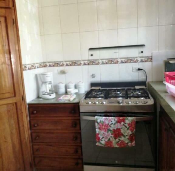 פנסיון Gaia Lodge