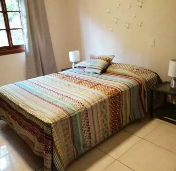 ペンション Gaia Lodge