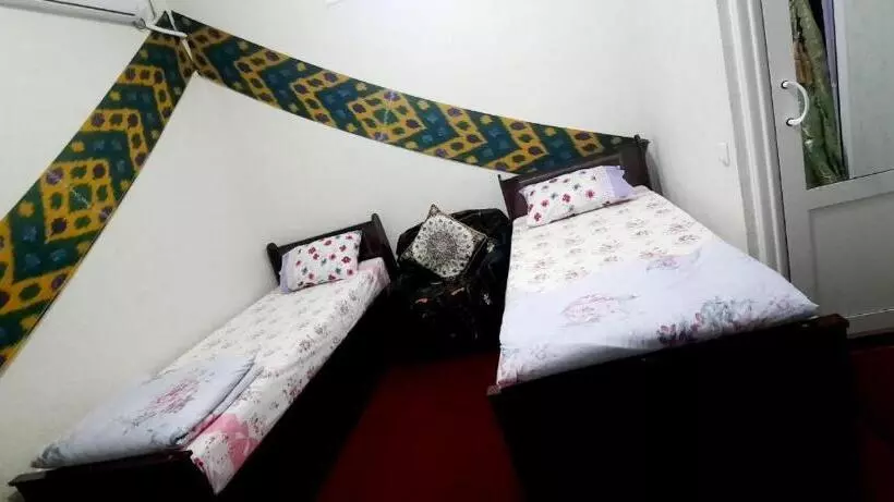 پانسیون Tohir Ota Guest House