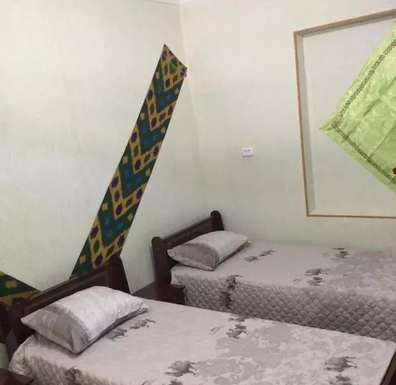 پانسیون Tohir Ota Guest House