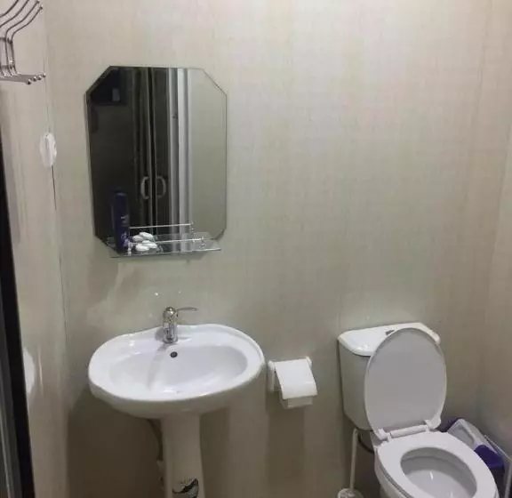 پانسیون Tohir Ota Guest House
