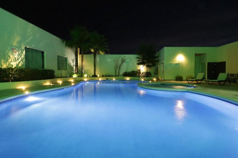 Holiday Inn Hotel & Suites Hermosillo Aeropuerto, An Ihg