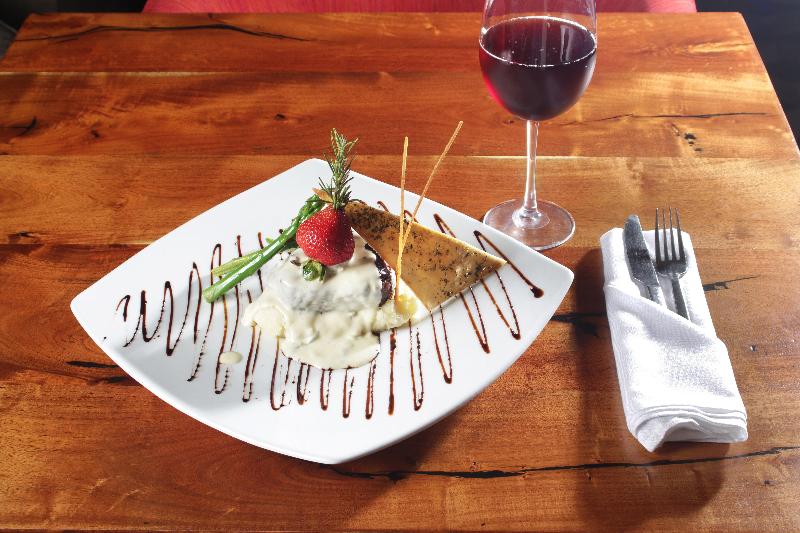 Holiday Inn Hotel & Suites Hermosillo Aeropuerto, An Ihg