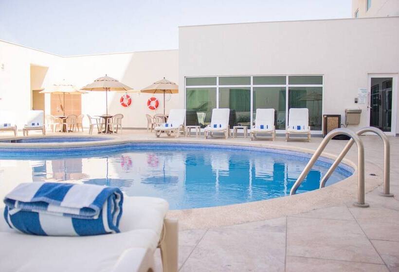 Holiday Inn Hotel & Suites Hermosillo Aeropuerto, An Ihg