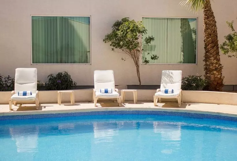 Holiday Inn Hotel & Suites Hermosillo Aeropuerto, An Ihg