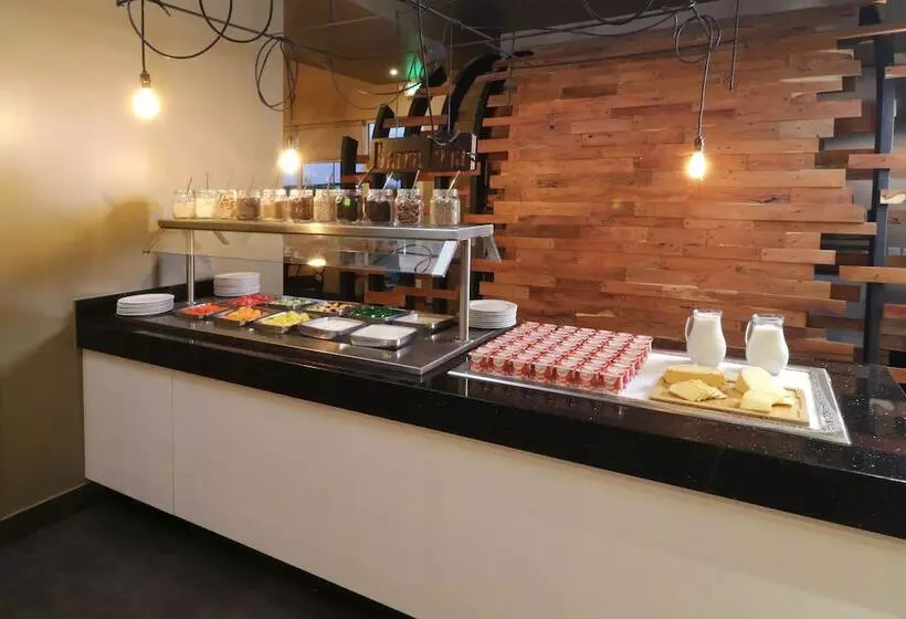 Holiday Inn Hotel & Suites Hermosillo Aeropuerto, An Ihg