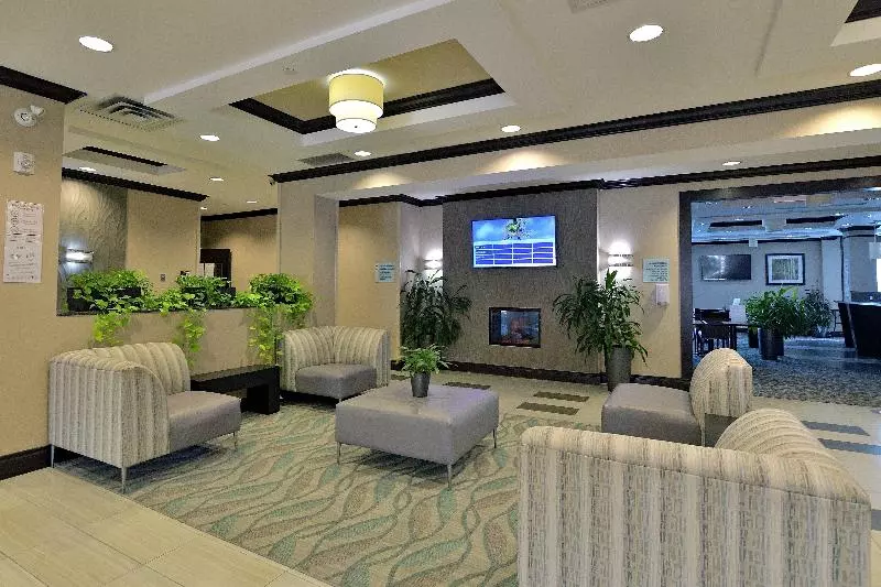 Hotel Holiday Inn Express & Suites Ottawa East Orleans, An Ihg