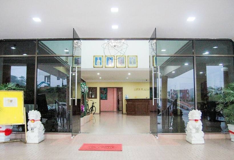 酒店 Lipis Plaza