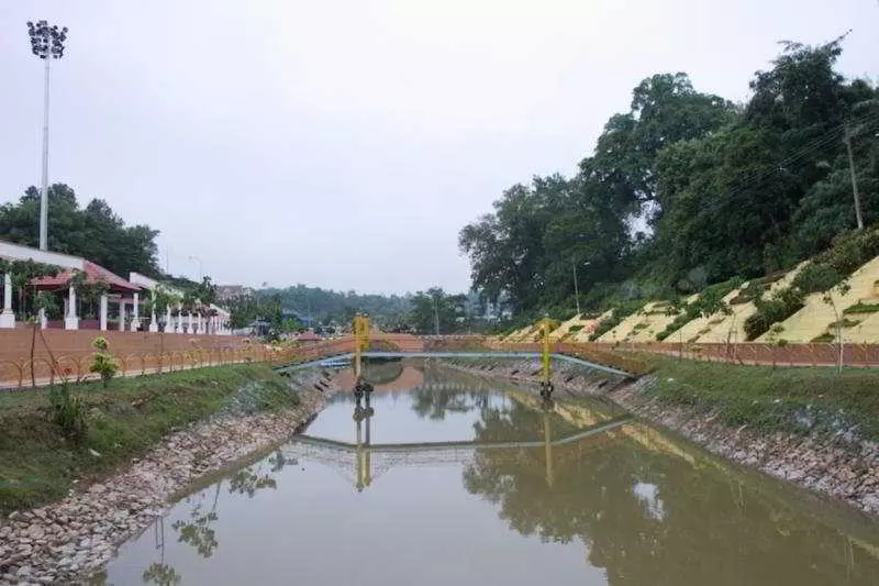 ホテル Lipis Plaza