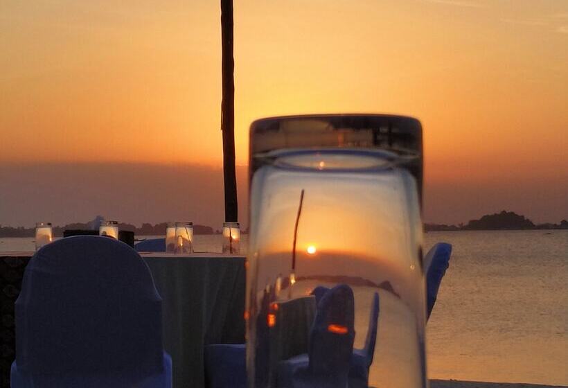 酒店 Lorin Beach Resort Belitung