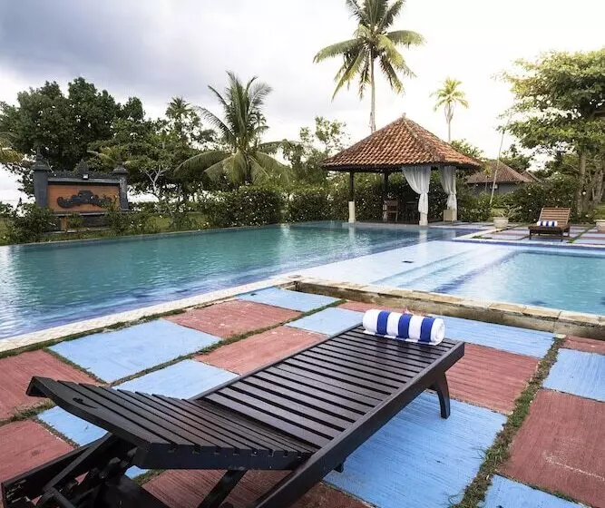 호텔 Lorin Beach Resort Belitung