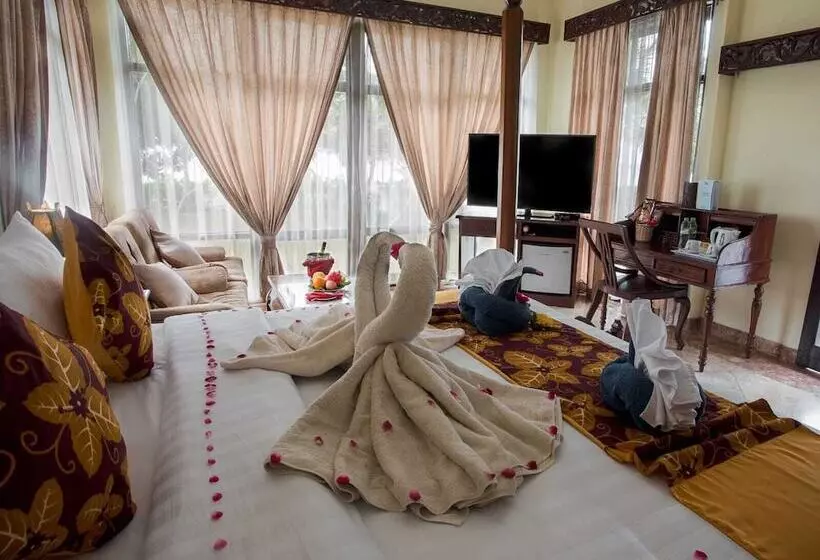 호텔 Lorin Beach Resort Belitung